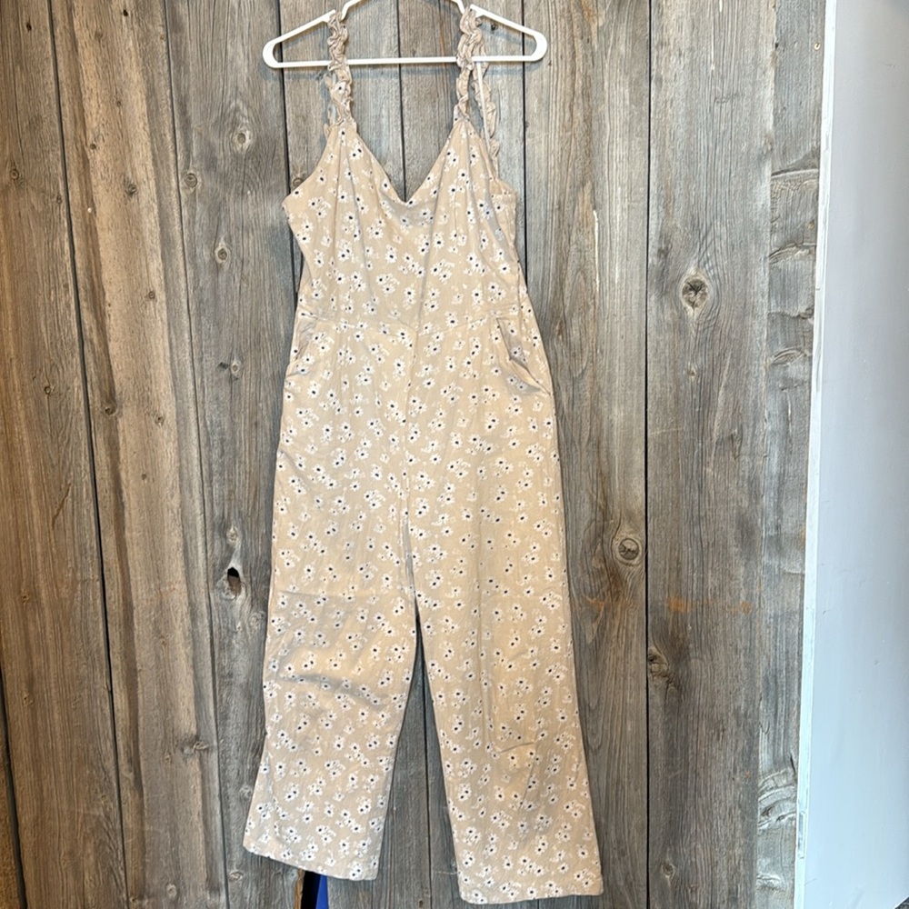 Floral Beige Jumpsuit size M - Picture 12 of 13